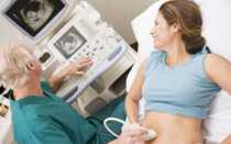 Месячные или беременность: как определить